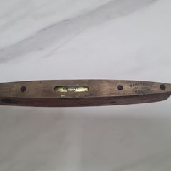 Antique level