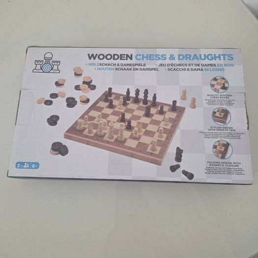 Wooden cheess/draughts brand new never used only open the box