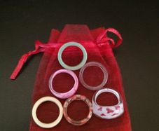 Selection of 6 Kids Plastic Rings with Gift Bag. Free Postage!
