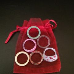 Selection of 6 Kids Plastic Rings with Gift Bag. Free Postage!
