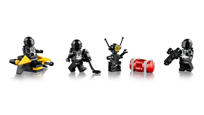 LEGO Icons Blacktron Renegade 10355  Sealed