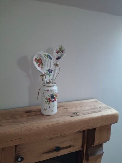 Set of 3 Decorative Kitchen Utensils in the Jar