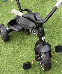 Tricycle