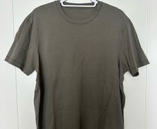 Massimo Dutti Men's Khaki Green T-shirt - size medium