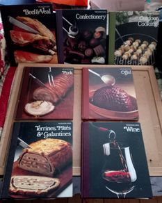 Joblot of Seven Good Cook Vintage Books (3 photos)