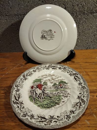 plates and wall hanging plates