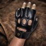 leather glove Image 5