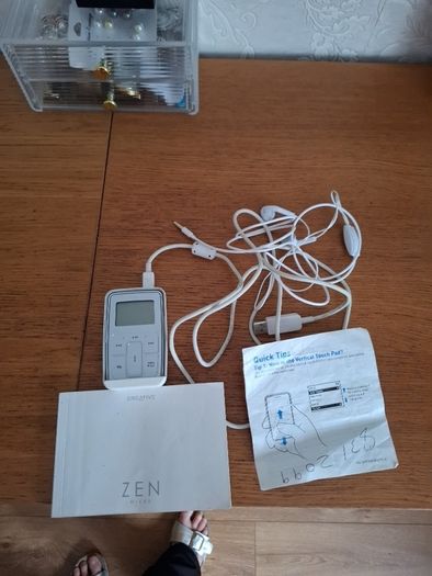creative zen excellent condition still working perfectly