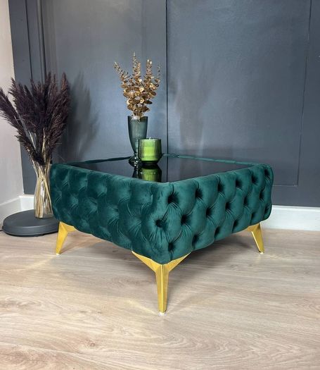 Chester coffee table with glass