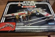 Star Wars Vintage Collection: X-Wing &amp; Luke Skywalker 3.75''
