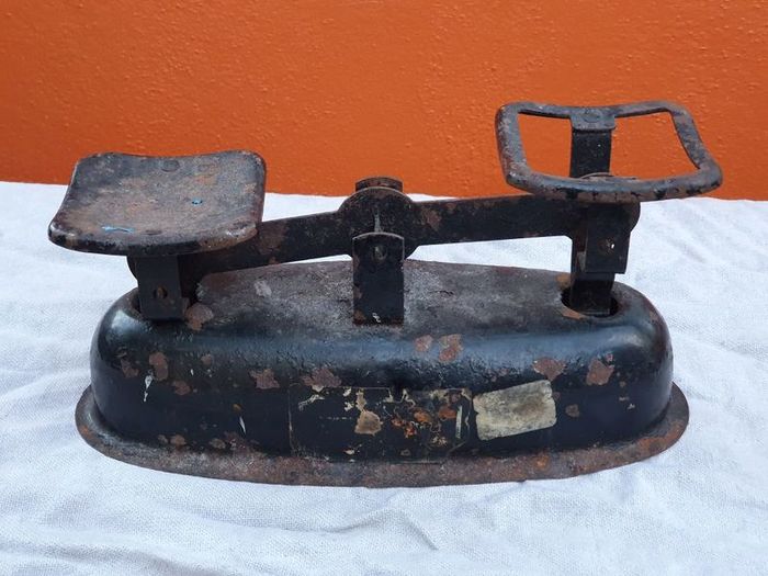 vintage scales