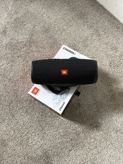 JBL Charge 4 Portable Bluetooth Speaker