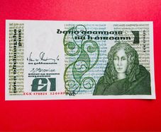 Ireland  1 Pound  12 / 4 / 1989  ( Uncirculated ) Pick 70