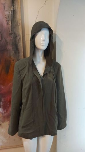 Elinette  suit