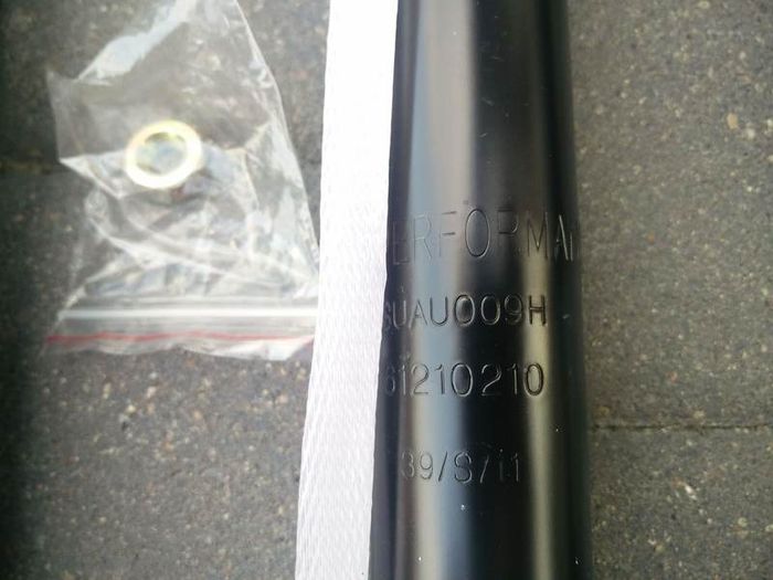 AUDI A8 D2 High Quality Lowering Kit 40mm