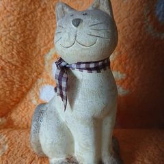 Collectable figurines of Cat