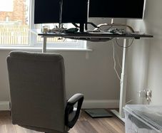 Rodulf Sit Stand electrical desk (2 year old)