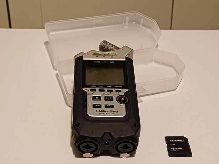 Zoom H4n Pro