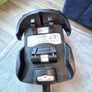 Doona car seat stroller + ISOFIX base +accesories Image 4