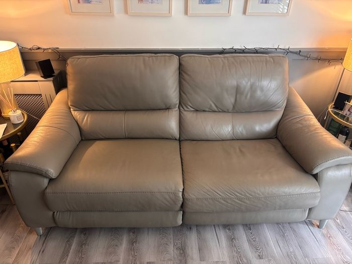 Electric Recliner sofa, Grey leather with USB ports
