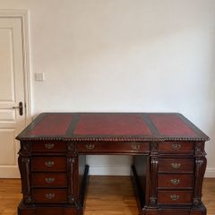 Pedestal Carved Executive Leather Top Mahogany Partners Desk