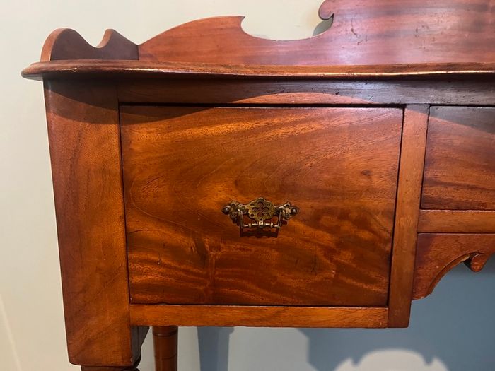 Antique William IV Mahogany Low Sideboard - Compact Size