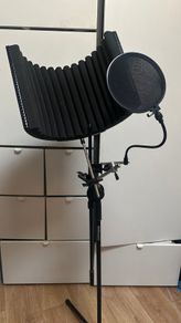 microphone studio stand