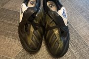 football boots size 3