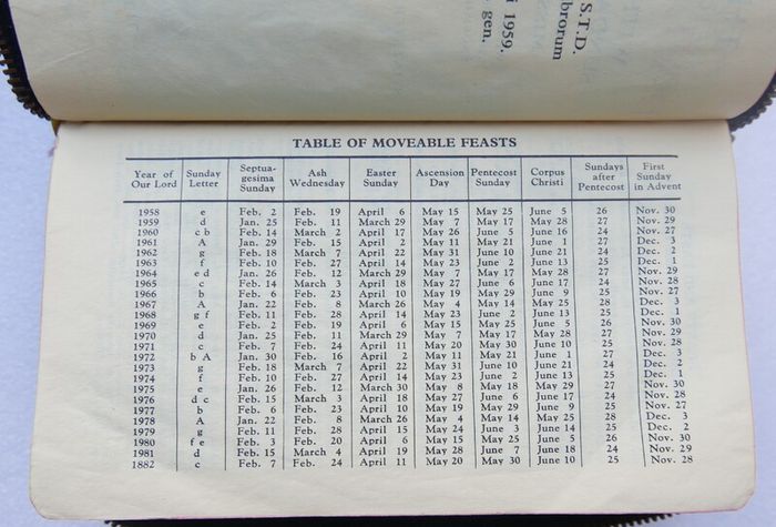 Vintage 1950s edition of "The Ideal Daily Missal" published by The Anthonian Press in Dublin.