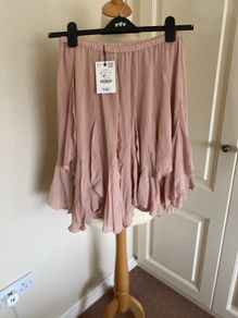 Fab Zara lined skirt - size 10-12   NEW