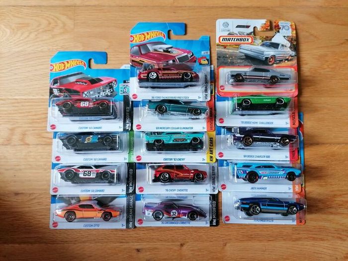 1:64 Hot wheels