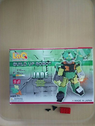 LaQ building set.