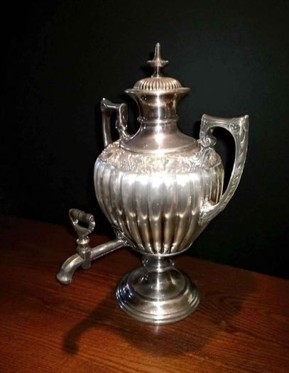 Ornate Victorian silver plated large tea urn