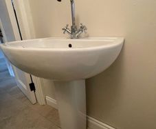 Sink basin and full pedestal