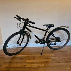 Frog 69 kids hybrid bike