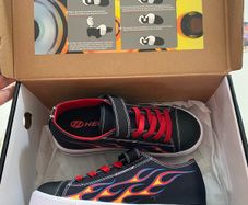 heelys
