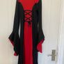 Girls vampire costume Image 3