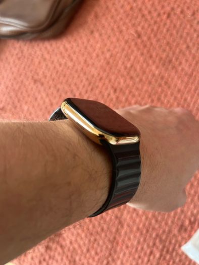 Apple Watch Gold Series 10 GPS + Cellular