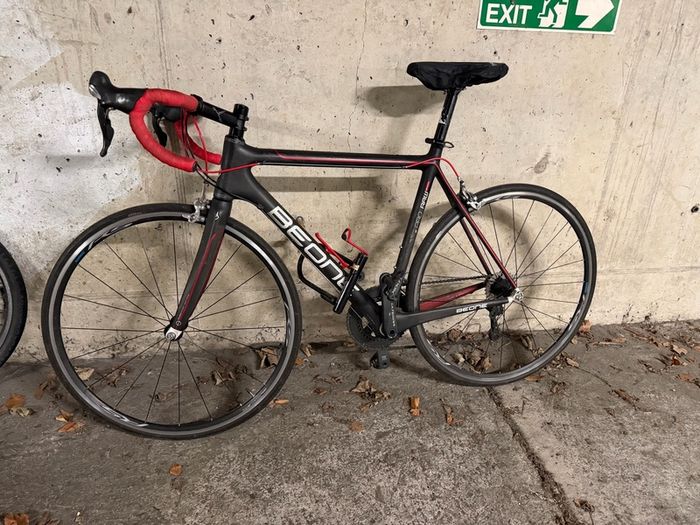BeOne Pro Raw Carbon Bike