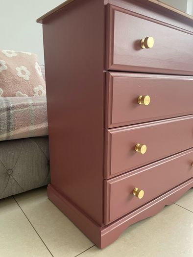 Pink Chest of drawers