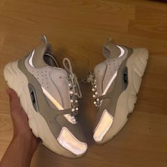 Dior B22s