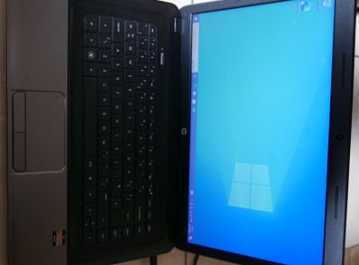 Hp 655 Notebook 15.6" / Amd E1-1200 1.4mhz Cpu / 4gb Memory / 300gb  / W10 Pro