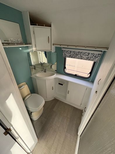 4/5 Berth Coachman