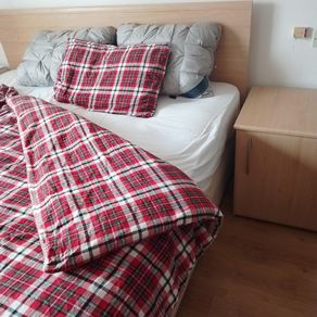 King size bed