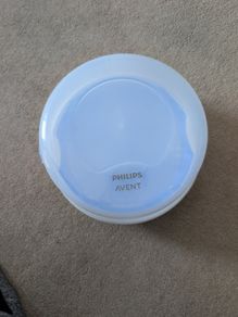 Philips Avent Bottle Steraliser. For use in microwaves.