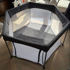 Ickle bubba playpen