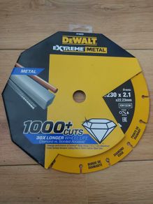 DEWALT Extreme Metal Cutting Diamond Edged Blade
