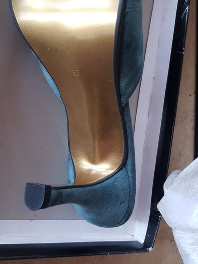 New shoes size 39