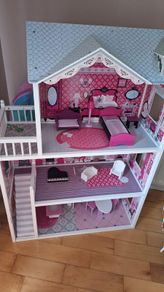 Doll House
