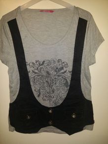Pineapple 2 in 1 unusal top size UK16 EUR44 Postage included